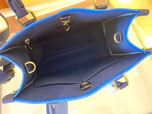 ルイヴィトンバッグ着用イメージ